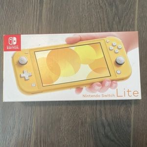 Brand new Nintendo switch lite. I have received as a gift never opened it.